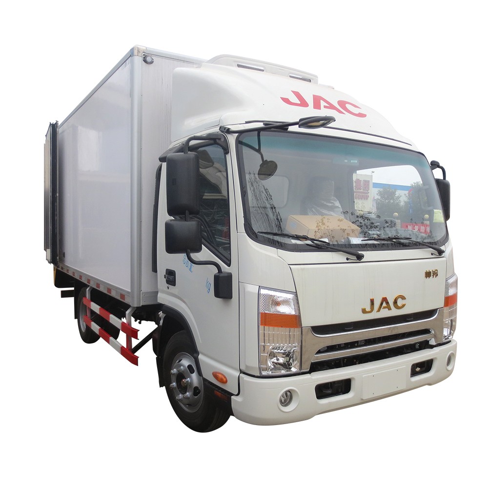 Xe tải thùng đông lạnh Jac 4 tấn